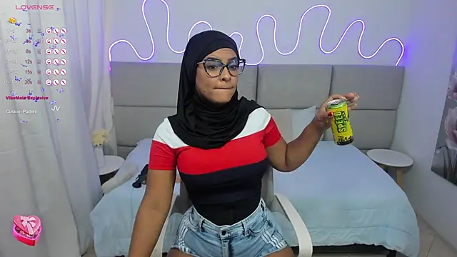 nashiira  online show from February 20, 2025, 7:30 pm