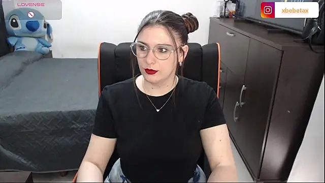 xxbbtaa online show from November 21, 2025, 8:07 pm