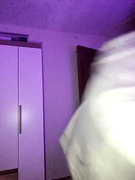 EmmaMelissa0521 online show from January 23, 2025, 5:02 am