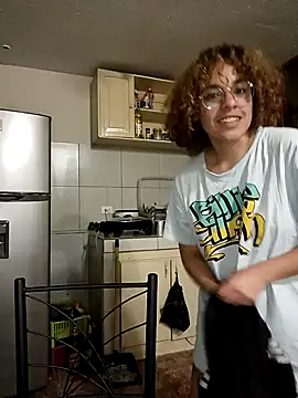 EmmaMelissa0521 online show from February 4, 2025, 6:25 am