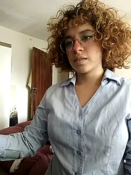 EmmaMelissa0521 online show from March 16, 2025, 7:49 pm