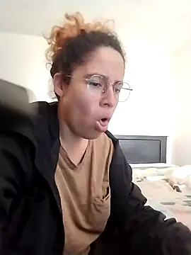 EmmaMelissa0521 online show from March 9, 2026, 4:33 pm