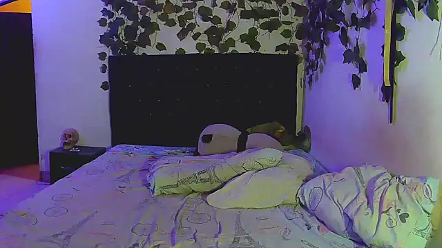 caribbeanlover1 online show from February 23, 2026, 2:20 am