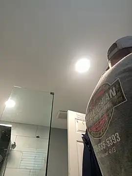 smokeymt420 online show from April 21, 2026, 10:45 pm