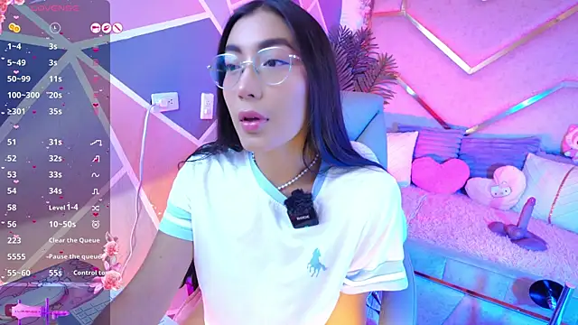 shanon- online show from June 22, 2026, 10:51 pm