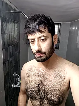 SimplyKarthik09 online show from November 5, 2025, 5:40 am