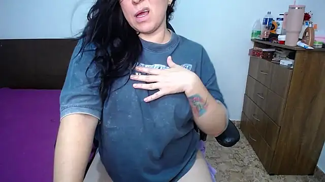 alexa milsf online show from April 12, 2026, 2:49 am