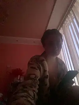 Snapshot of Flossy_Vettie chatting on March 18, 2025, 4:37 pm Flossy Vettie online show from March 18, 2025, 4:37 pm
