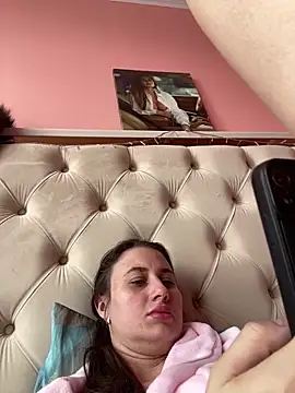 Snapshot of Flossy_Vettie chatting on March 19, 2025, 12:34 pm Flossy Vettie online show from March 19, 2025, 12:34 pm