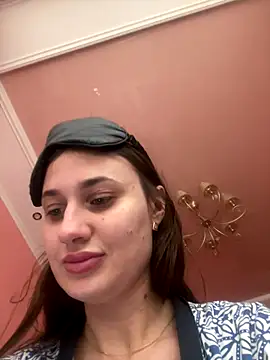 Snapshot of Flossy_Vettie chatting on September 30, 2025, 12:10 pm Flossy Vettie online show from September 30, 2025, 12:10 pm
