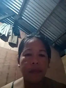 Snapshot of yummytitsxxx168 chatting on January 9, 2026, 1:36 pm yummytitsxxx168 online show from January 9, 2026, 1:36 pm