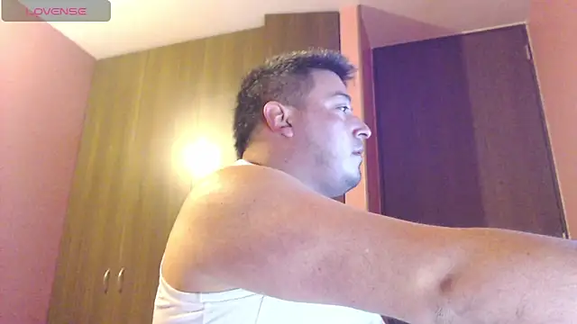 antonycruz online show from February 25, 2026, 1:37 am