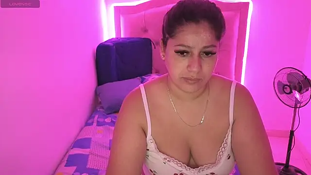 Nazlyy30 online show from October 30, 2025, 8:05 am