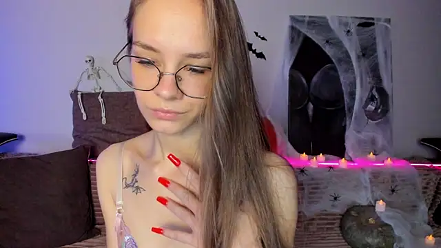 Snapshot of Sunbeam69 chatting on October 31, 2025, 4:57 am Sunbeam69 online show from October 31, 2025, 4:57 am