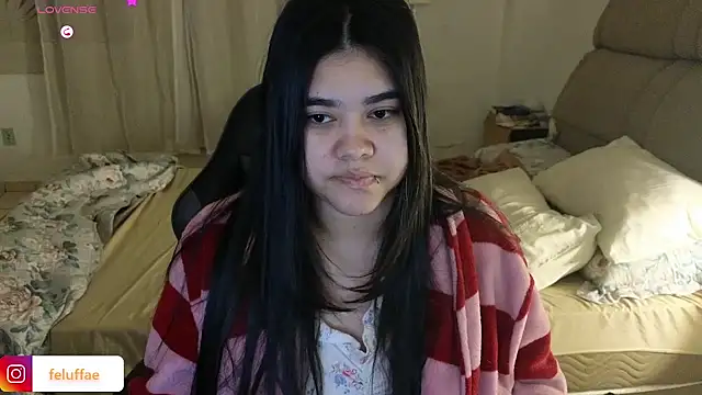 Snapshot of feluriana chatting on July 13, 2026, 10:45 pm feluriana online show from July 13, 2026, 10:45 pm