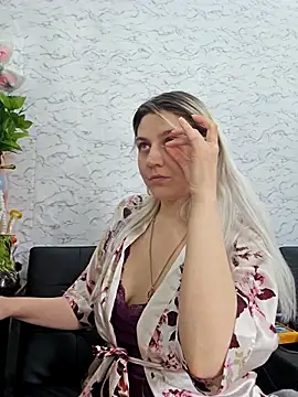 Snapshot of ScarletCallings420 chatting on March 28, 2026, 8:30 pm ScarletCallings420 online show from March 28, 2026, 8:30 pm