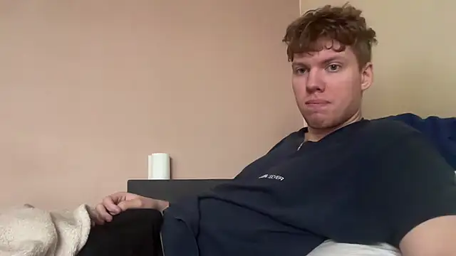 sexybooii6968 online show from November 12, 2025, 10:26 am