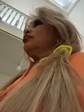 scarlett sexx69 online show from September 27, 2025, 6:57 pm