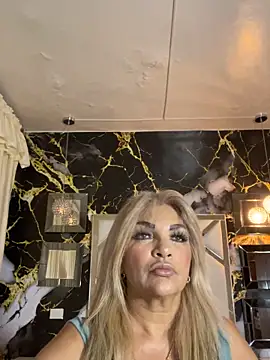 scarlett sexx69 online show from October 11, 2025, 6:39 pm