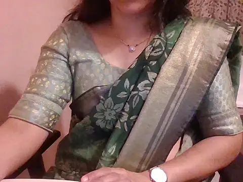 Snapshot of Pinky_4 chatting on February 24, 2026, 11:58 pm Pinky 4 online show from February 24, 2026, 11:58 pm