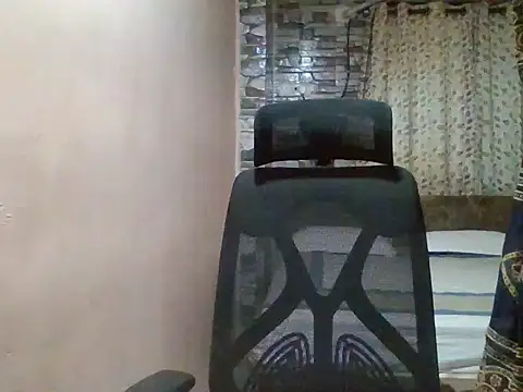 Pinky 4 online show from July 6, 2026, 5:37 am