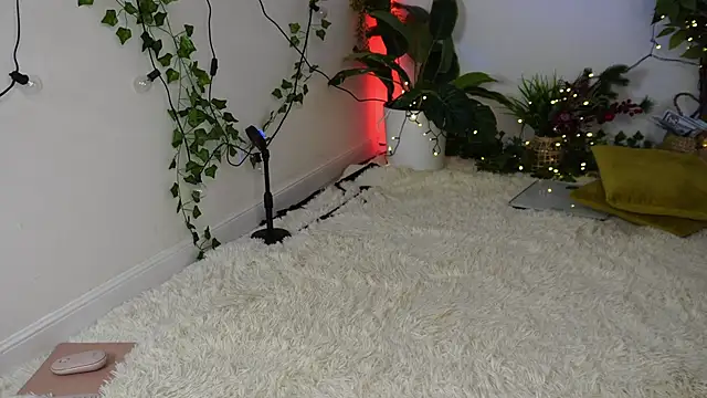 Snapshot of ScarletBlaze chatting on January 19, 2025, 9:13 pm ScarletBlaze online show from January 19, 2025, 9:13 pm