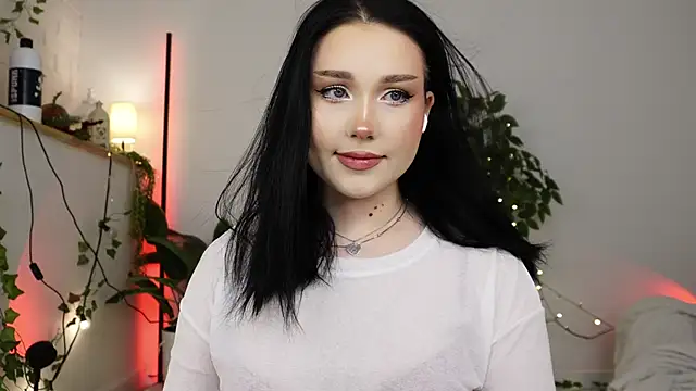 Snapshot of ScarletBlaze chatting on February 13, 2025, 6:05 pm ScarletBlaze online show from February 13, 2025, 6:05 pm