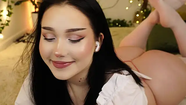 Snapshot of ScarletBlaze chatting on March 19, 2025, 6:12 pm ScarletBlaze online show from March 19, 2025, 6:12 pm