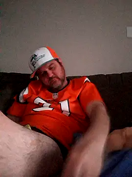 Snapshot of EZYves chatting on December 2, 2024, 4:09 pm EZYves online show from December 2, 2024, 4:09 pm