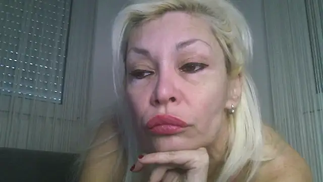 EvaaMina online show from February 20, 2026, 2:28 pm