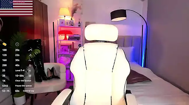 webcumgodess online show from March 9, 2025, 3:05 pm