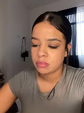 trianawhite online show from January 10, 2025, 3:48 pm