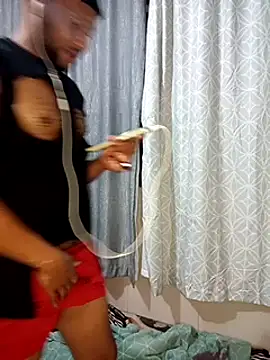 Snapshot of eatxaxa chatting on February 15, 2025, 2:15 am eatxaxa online show from February 15, 2025, 2:15 am