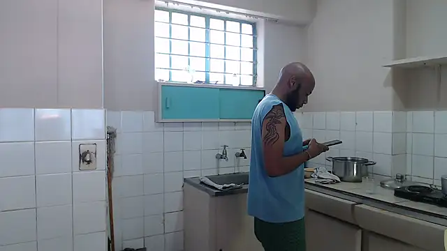 Snapshot of eatxaxa chatting on March 8, 2025, 12:30 pm eatxaxa online show from March 8, 2025, 12:30 pm