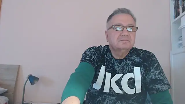 YOU6me online show from October 19, 2025, 3:23 pm