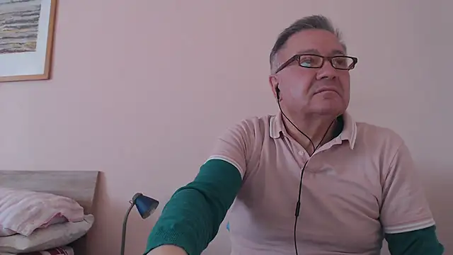 YOU6me online show from November 15, 2025, 10:34 am