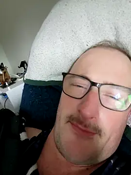 Snapshot of gdawg78 chatting on November 21, 2025, 9:24 pm gdawg78 online show from November 21, 2025, 9:24 pm