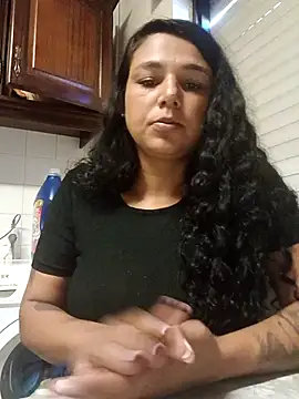 Snapshot of Monick17 chatting on October 12, 2025, 7:40 am Monick17 online show from October 12, 2025, 7:40 am