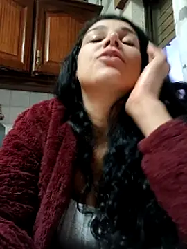 Snapshot of Monick17 chatting on February 15, 2026, 7:16 am Monick17 online show from February 15, 2026, 7:16 am