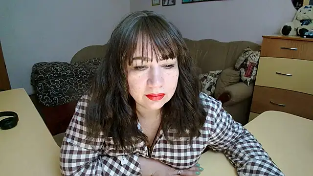 Lucretia Goldi  online show from March 9, 2026, 12:47 am