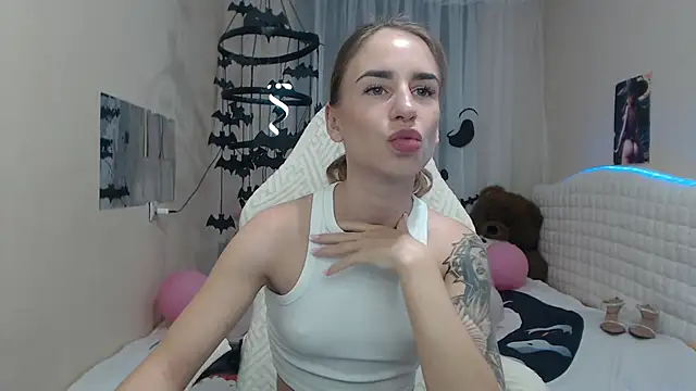 DeboraHorny online show from October 11, 2025, 6:01 am
