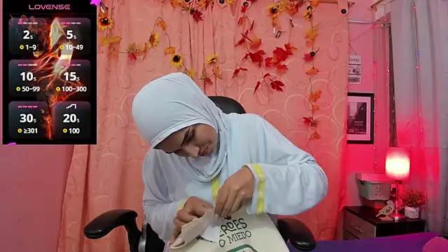 Snapshot of DarshaKhemu chatting on December 27, 2024, 9:00 pm DarshaKhemu online show from December 27, 2024, 9:00 pm