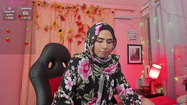 Snapshot of DarshaKhemu chatting on March 1, 2025, 10:10 pm DarshaKhemu online show from March 1, 2025, 10:10 pm