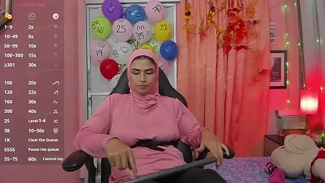 Snapshot of DarshaKhemu chatting on March 15, 2025, 12:04 am DarshaKhemu online show from March 15, 2025, 12:04 am