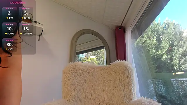 Naila18 online show from October 31, 2025, 8:04 am