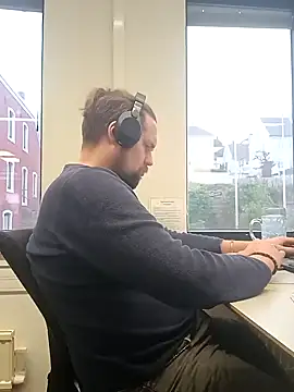 Snapshot of Tj1sen chatting on December 20, 2024, 12:49 pm Tj1sen online show from December 20, 2024, 12:49 pm