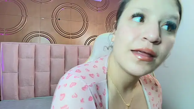 valeriaa19 online show from June 23, 2026, 5:27 am