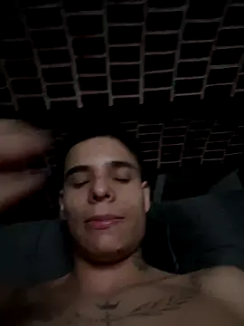 brianor89 online show from November 1, 2025, 5:42 am