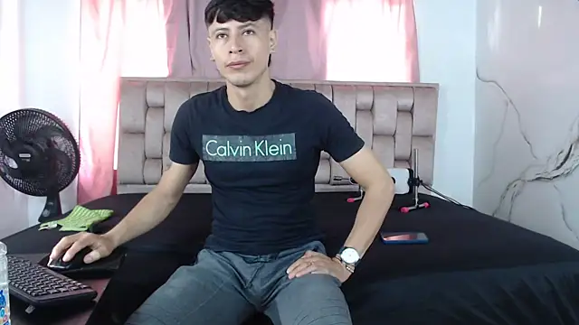 Sexytaty2022 online show from March 25, 2026, 12:44 pm