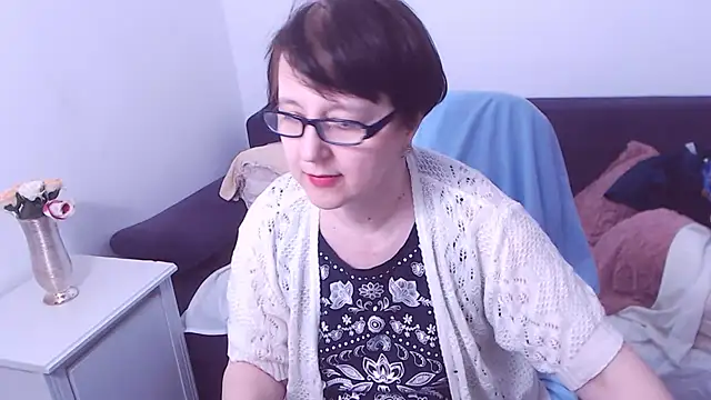 ChristaRose online show from February 3, 2025, 3:20 am